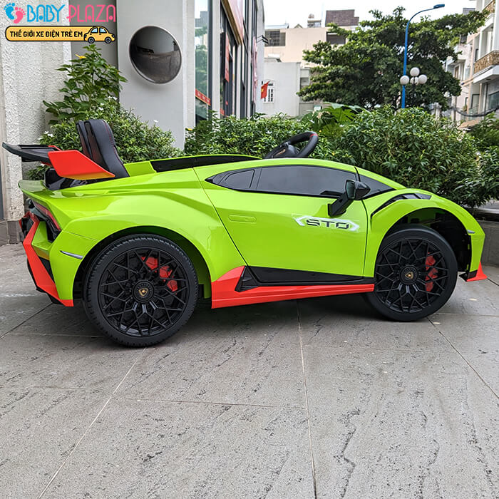 Siêu xe bản quyền Lamborghini drift 360° cực khỏe SMT-555 9